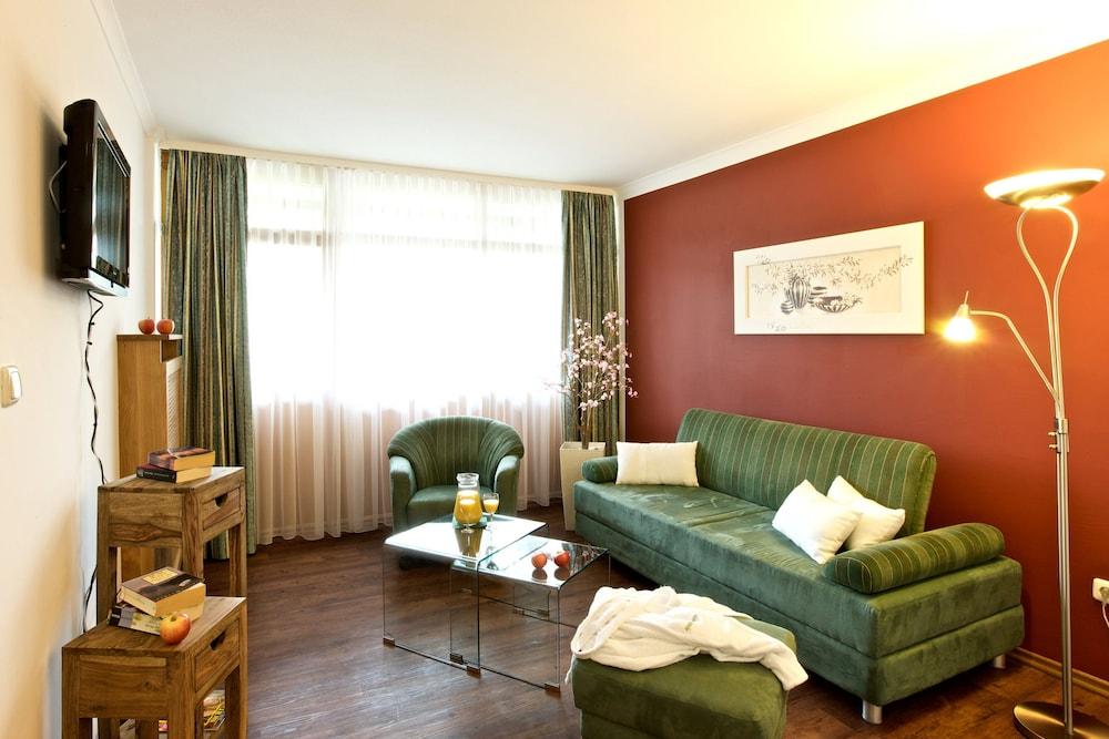 Hotel Aktivital